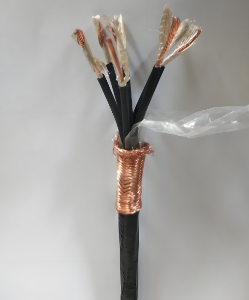 金聯(lián)宇電纜分析電纜護套越厚質(zhì)量就越好嗎？其實不然！.jpg